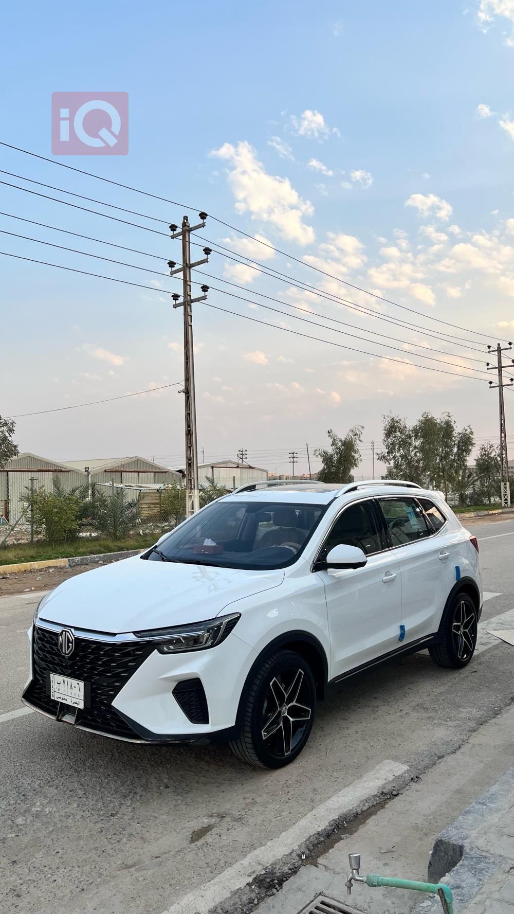 ئێم جی RX5